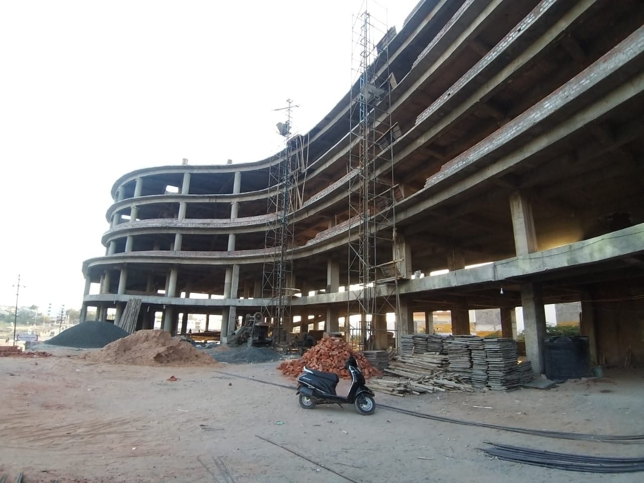 Maruti Gamara Centrum – 1
